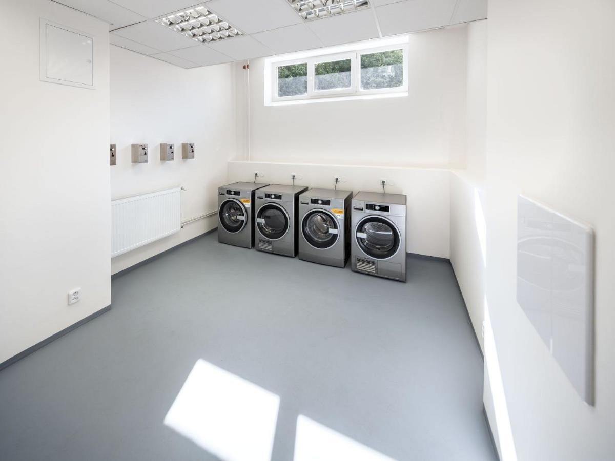 Apartment Wellness Studio! Finnish Sauna, Whirlpool, Gym & More! Prag